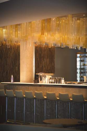 Bar design et cosy à Reims, au Best Western Premier 4 étoiles Hôtel de la Paix